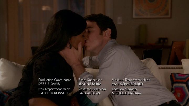 mindy-project-kissing