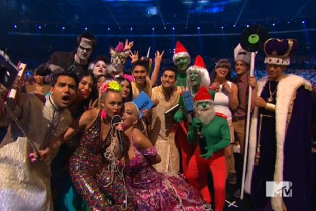 bollywood.selfie.miley